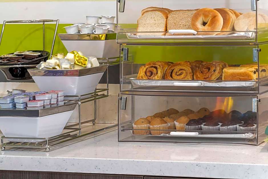 Best Western Plus Gardena Inn & Suites