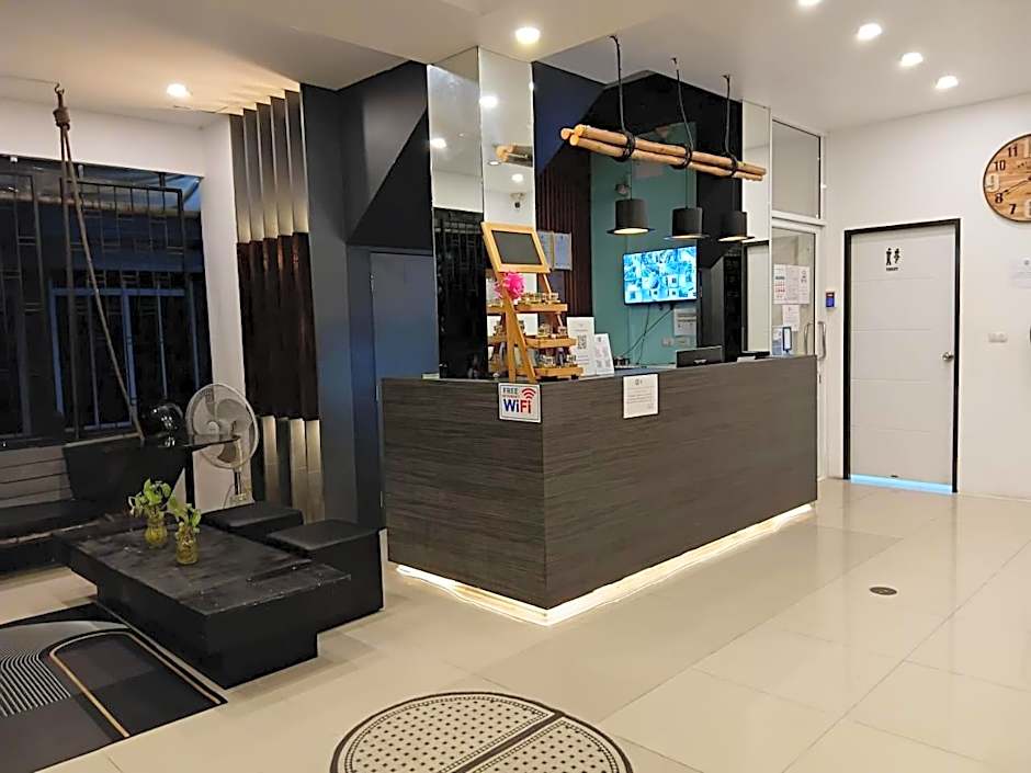 Hotel The Journey Patong New