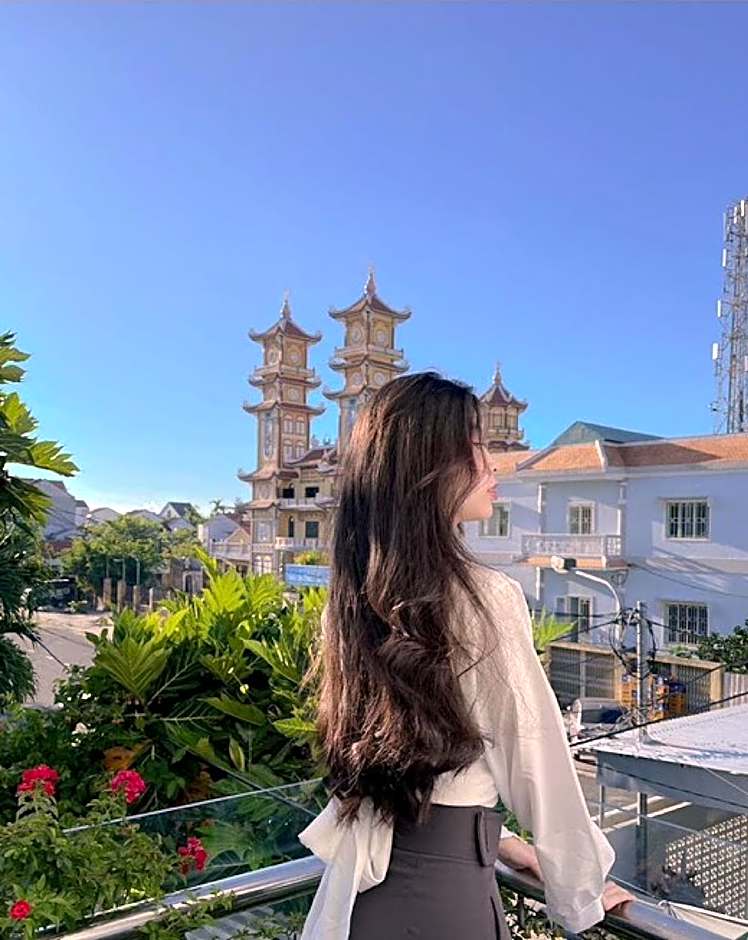 Flame Flowers Homestay