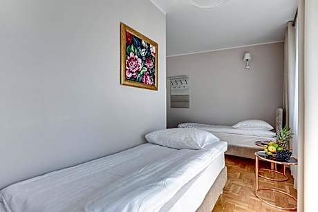 Twin Room with Shower