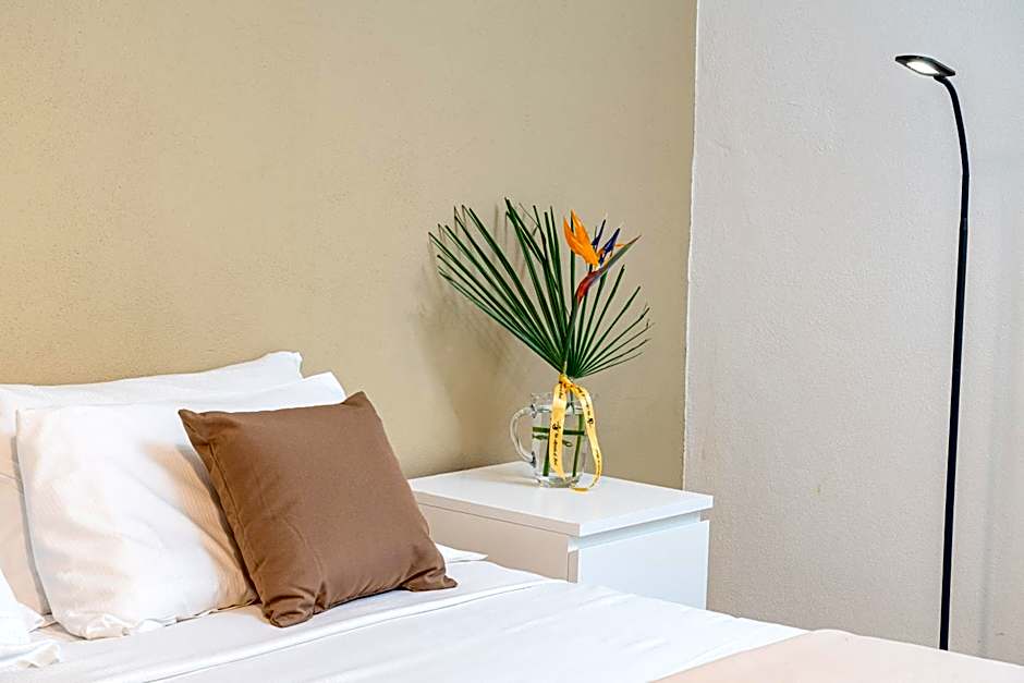 DIMORE IN residenze asproni 24