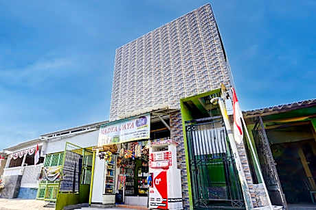 OYO Life 93061 Kost Vicky Syariah