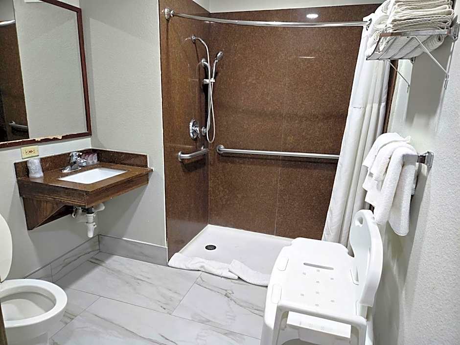 TownHouse Extended Stay Hotel Downtown