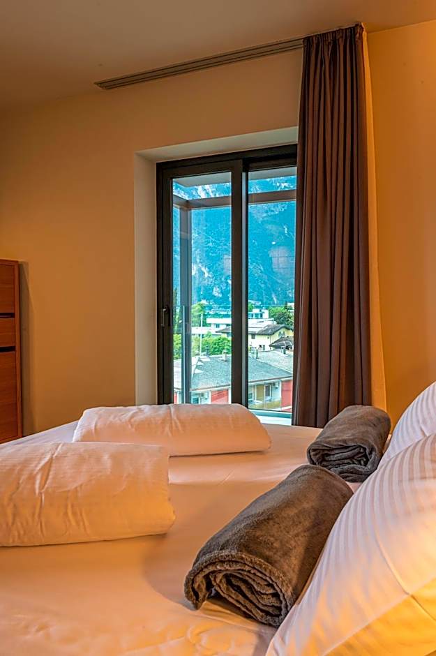 Lake Front Hotel Mirage