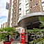 Ibis Paris Tour Eiffel Cambronne 15Eme