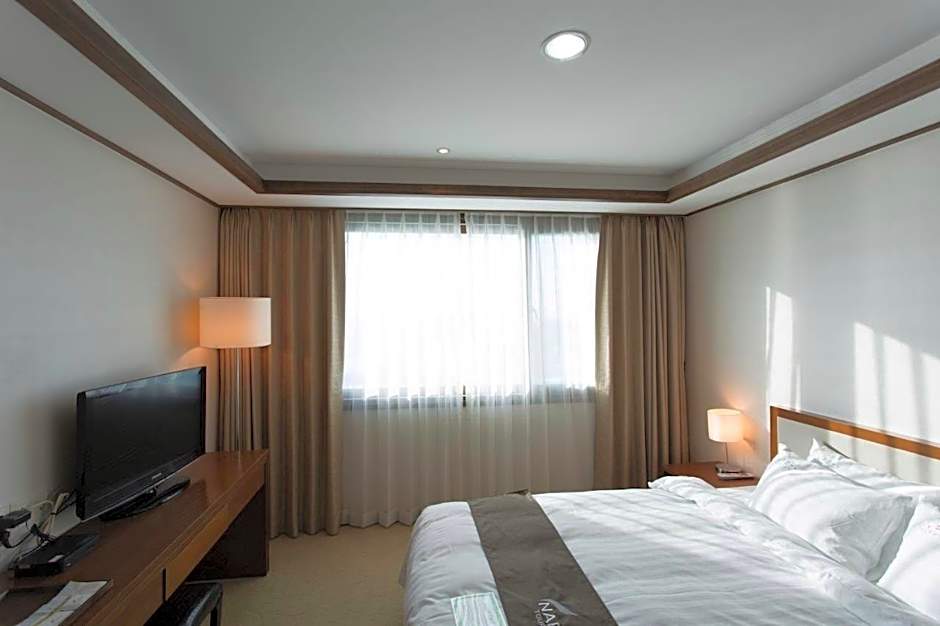 Narsha Tourist Hotel