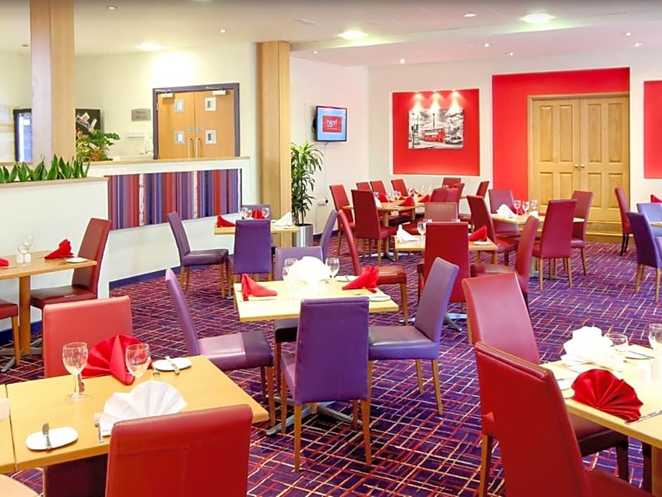 Ramada London North M1