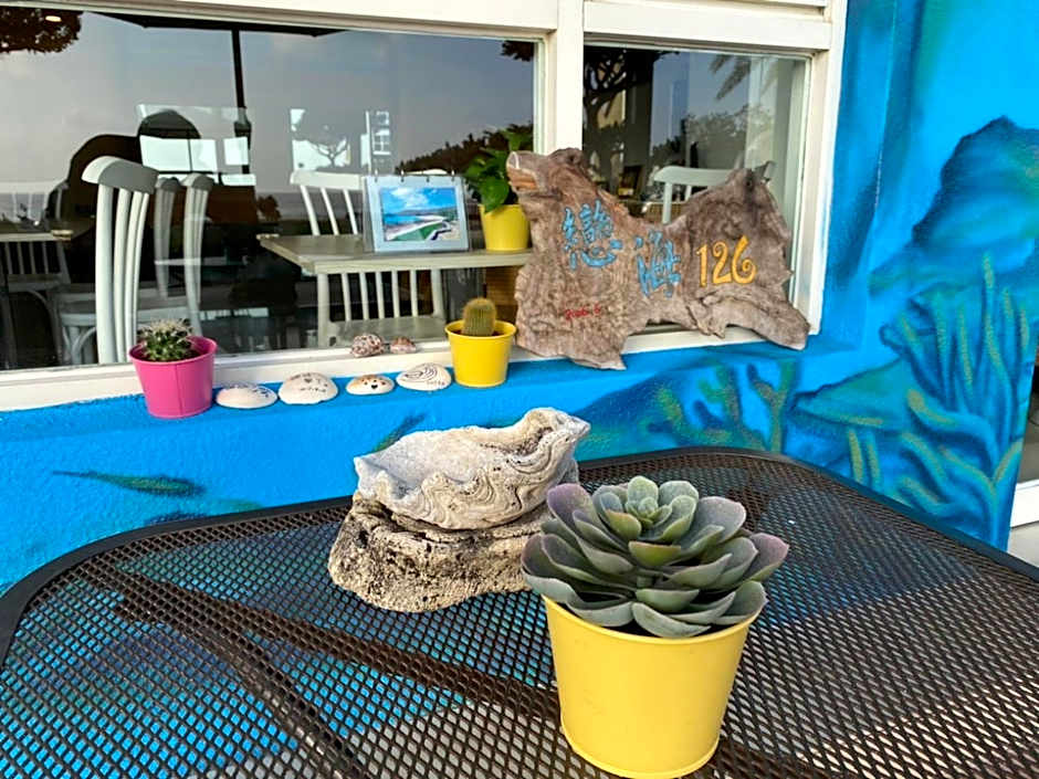 LoveSea 126 Beach Inn