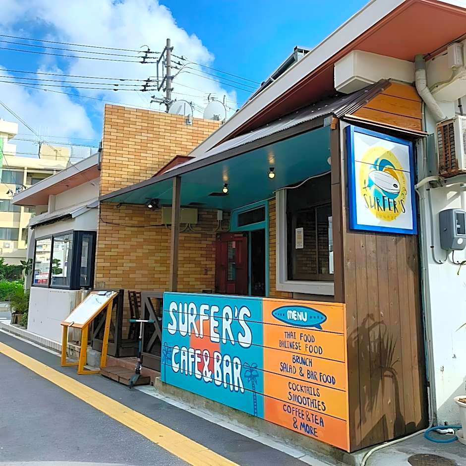 Surfer's Hostel