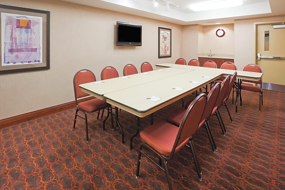 Hampton Inn Fairmont