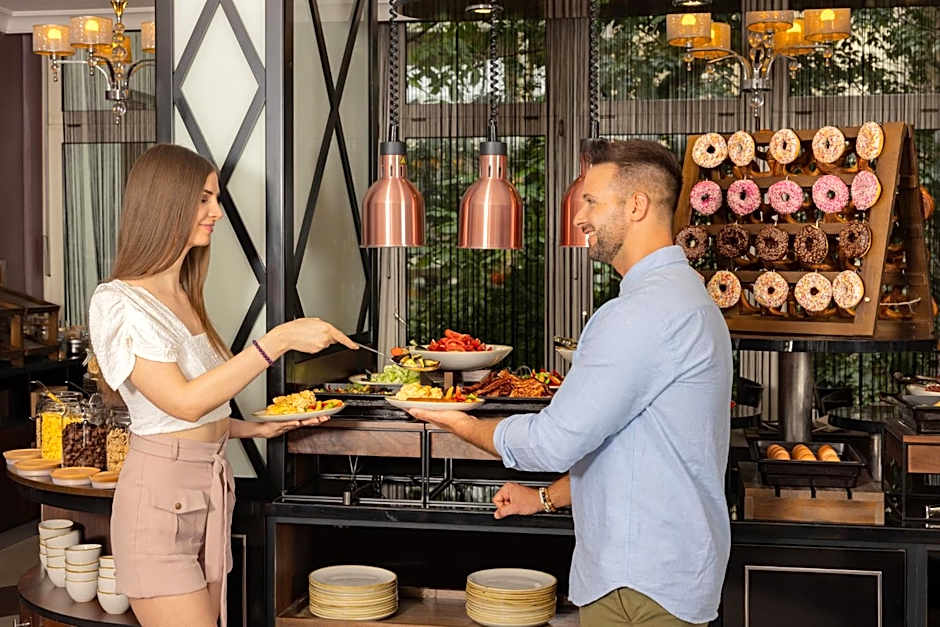 Carlton Hotel Buda Castle