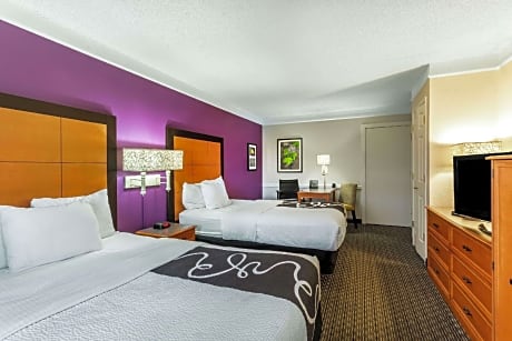 Double Room with Two Double Beds and  Roll-In Shower - Mobility Accessible/Non-Smoking