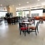 Holiday Inn Express & Suites Guadalajara Aeropuerto By IHG