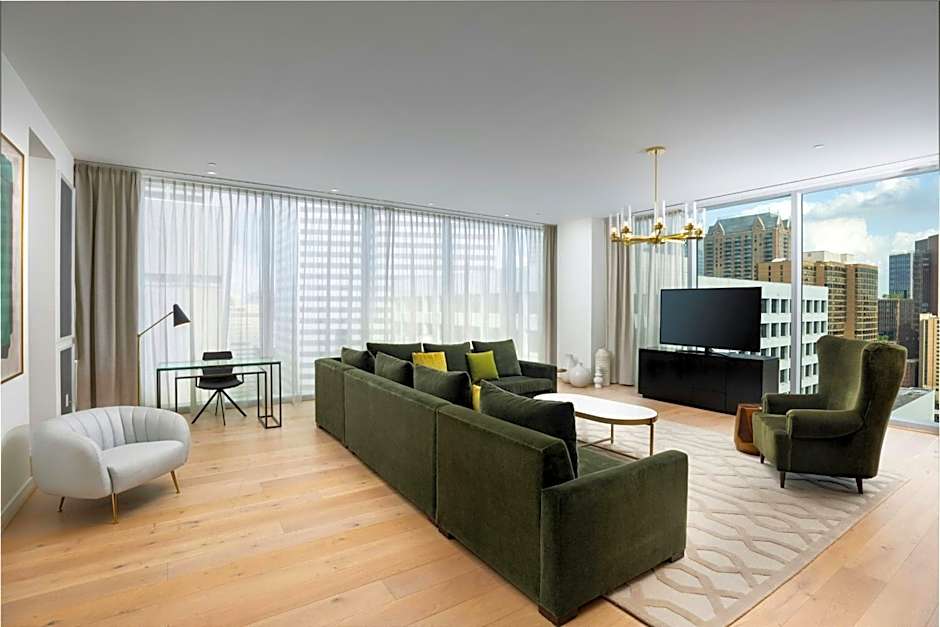 The Laura Hotel, Houston Downtown, Autograph Collection
