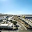 Renaissance Los Angeles Airport Hotel