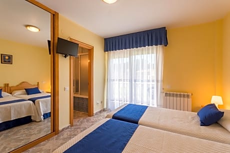 Superior Double or Twin Room with Terrace