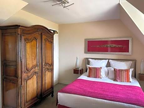 Queen Room with Sea View