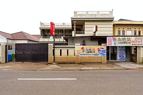 OYO 3044 Adelia Residence