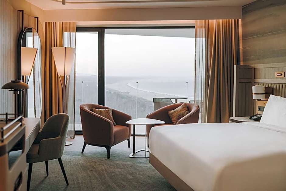 Photo 1 of 5 of Superior 1 King Bed, Sea View