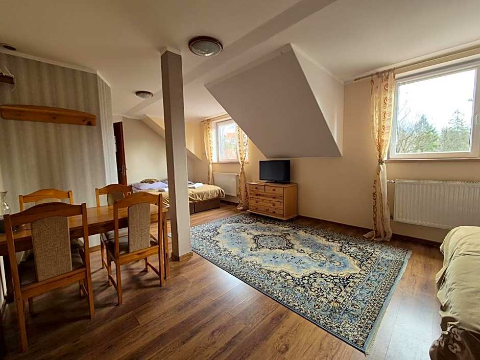 Harmont Montis- dawna Zającówka- IDEALNA lokalizacja - leśna enklawa w centrum miasta! Sauna, masaże, zabiegi spa!
