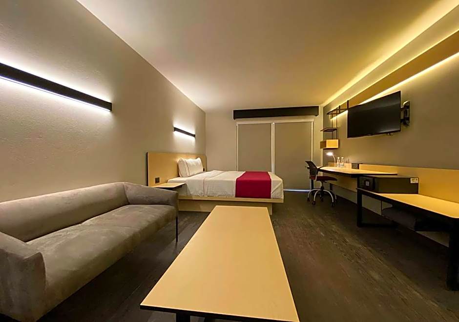 Photo 1 of 12 of 1 King Bed with Sofabed Suite