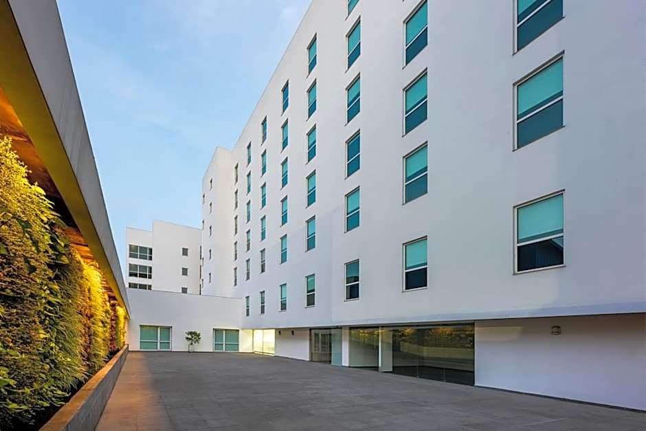 City Express Plus by Marriott Cali Colombia