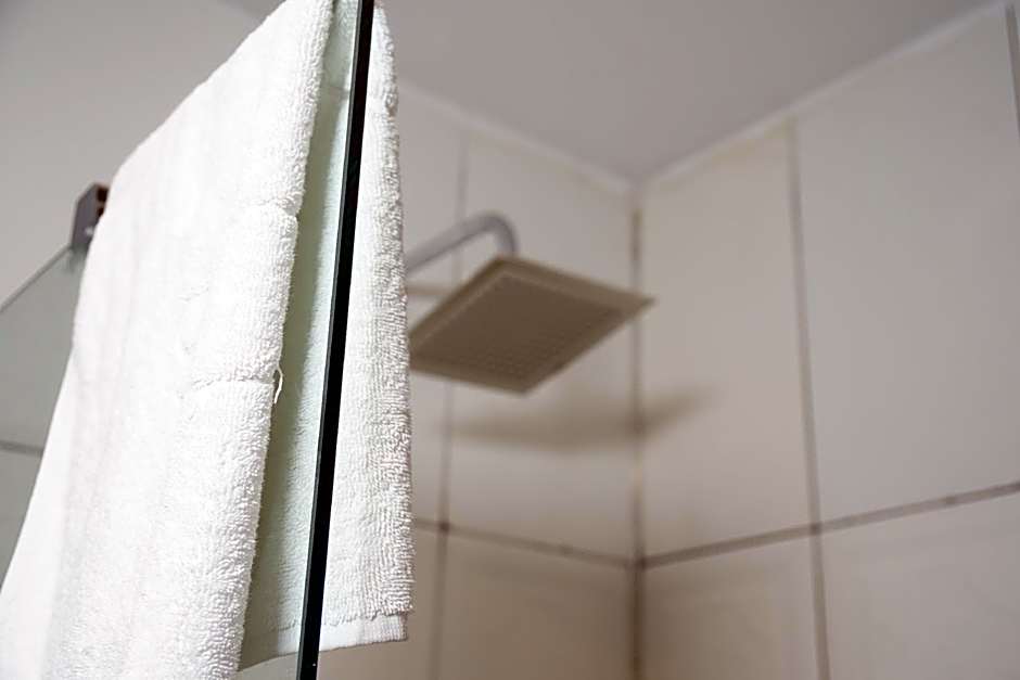 KANÇUL HOTEL TASTEPELER