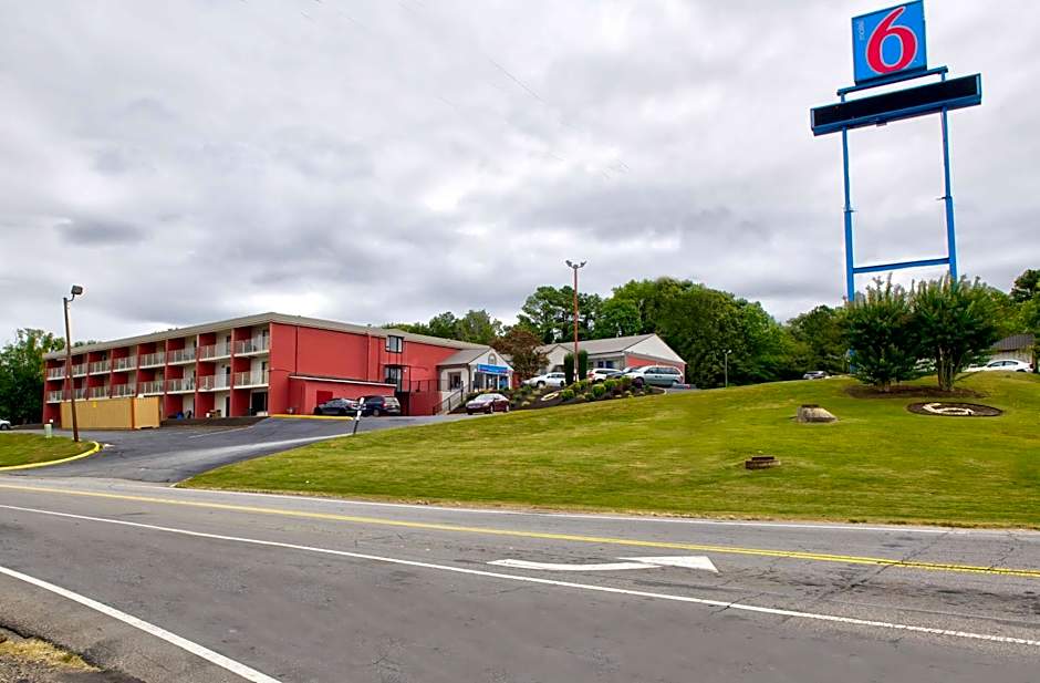 Motel 6-Gainesville, GA