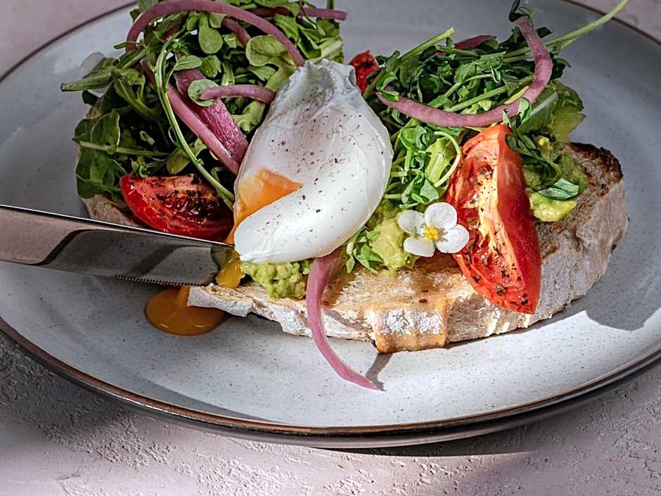 The Fairmont Hotel Macdonald