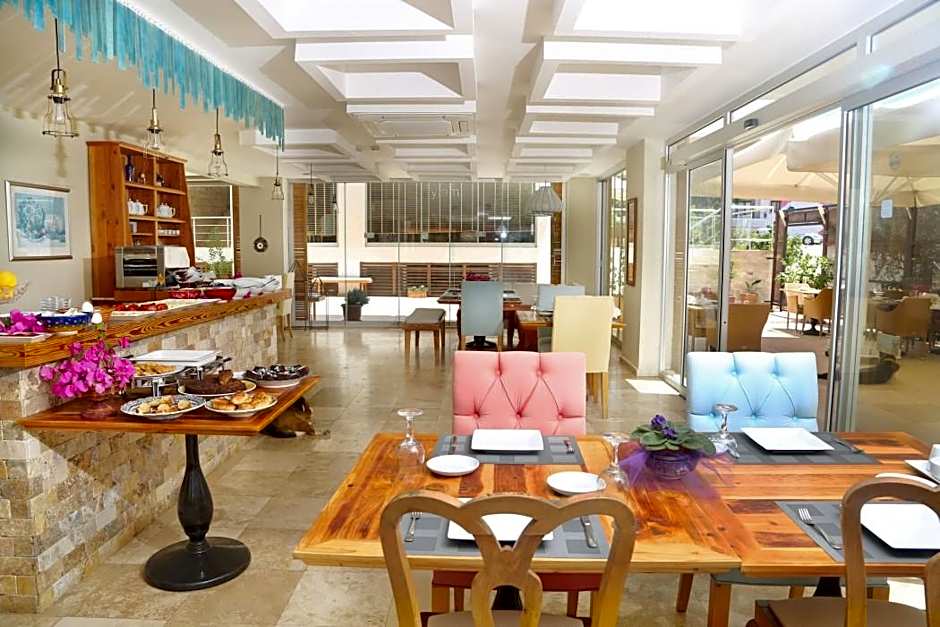Saylam Suites
