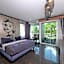 The River Scene Hotel