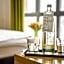 H Hotel 4Youth