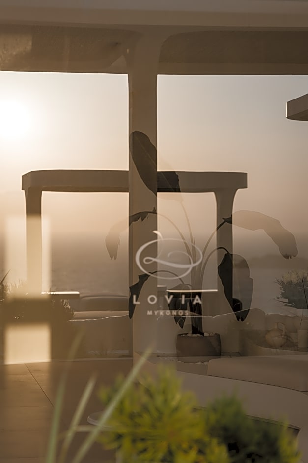 Lovia Mykonos