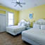 Deluxe Queen at the Curry Mansion - Parking & Heated Pool!