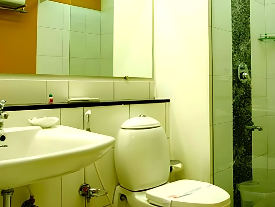 Hotel Dhans – Chennai, IL