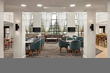 Staybridge Suites Minneapolis-Bloomington by IHG