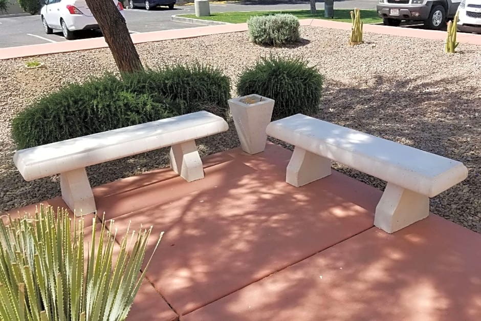 Comfort Inn & Suites Tempe Phoenix Sky Harbor Airport