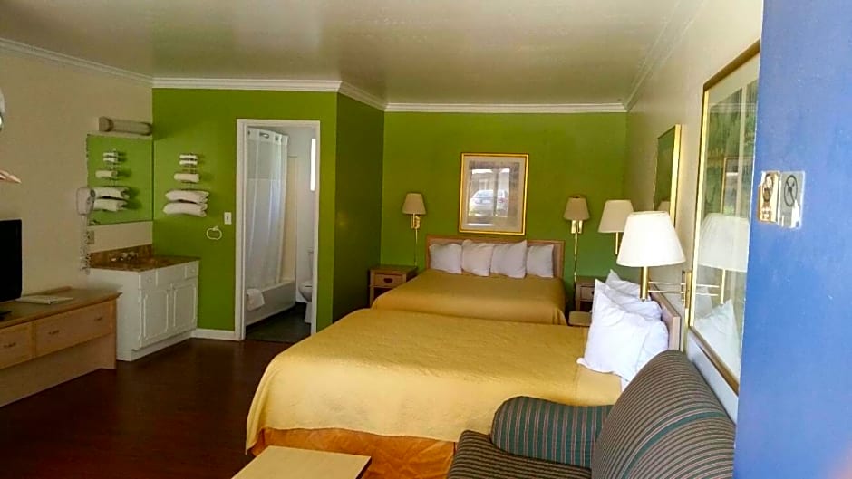 Kelseyville Motel