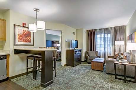 Two-Bedroom Suite - Non-Smoking