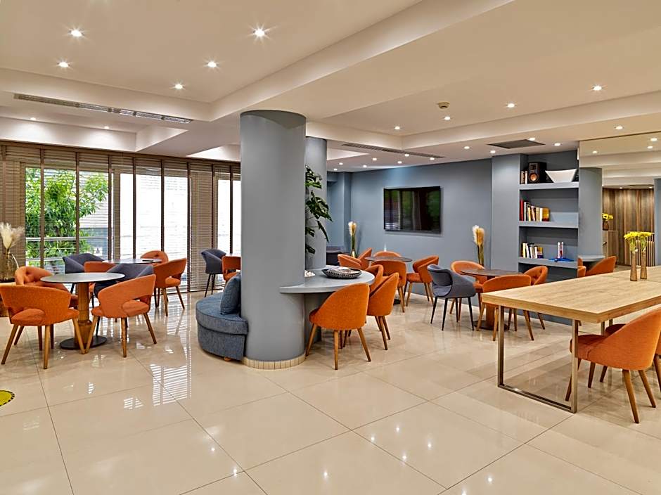 Phidias Piraeus Hotel