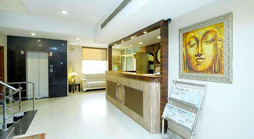 Hotel Punnu International