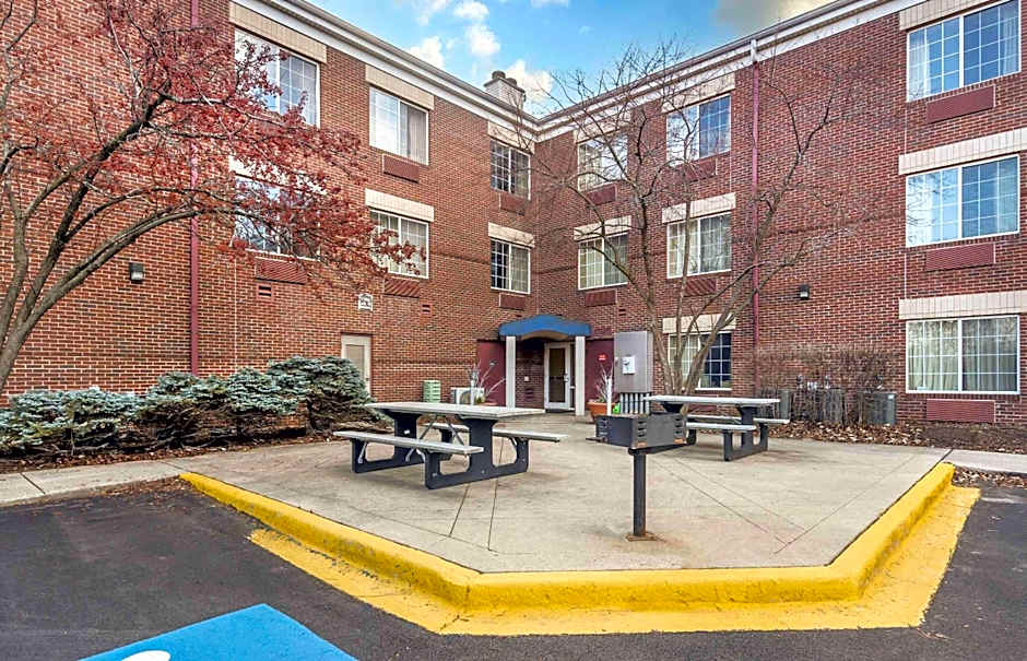 Extended Stay America Select Suites - Chicago - Westmont - Oak Brook