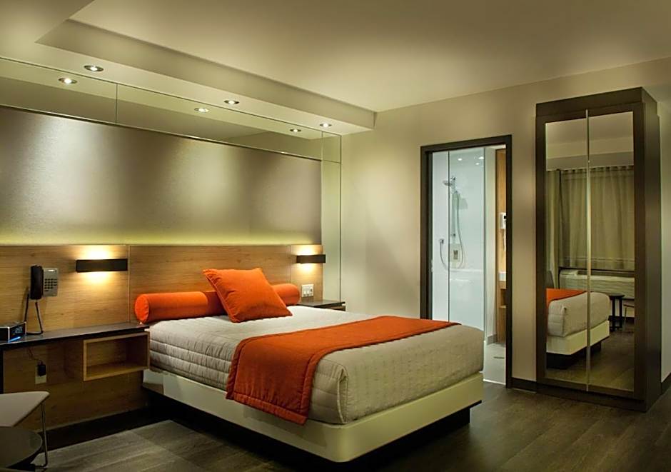 Ramada by Wyndham Laval