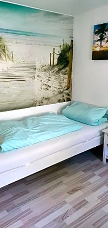 Single Room with Private External Bathroom