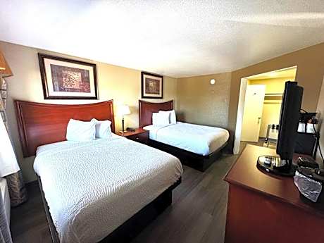 Double Room with Two Double Beds - Non-Smoking