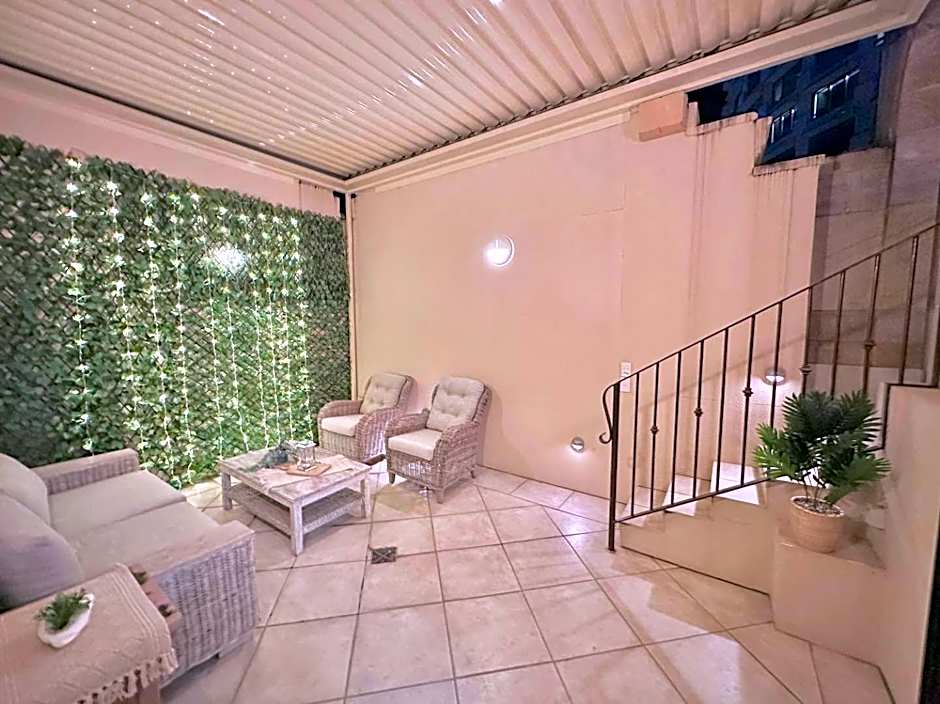 Macarthur Chambers Apartments