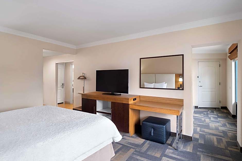 Photo 1 of 3 of Executive 1 King Bed Suite