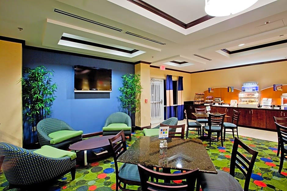 Holiday Inn Express Hotel Raleigh Southwest, an IHG Hotel