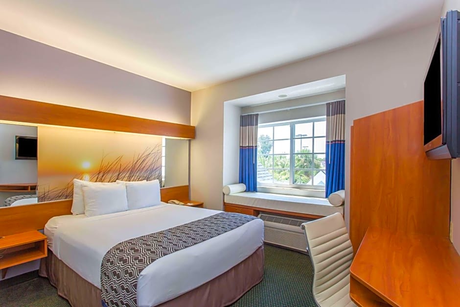 Microtel Inn & Suites By Wyndham Port Charlotte