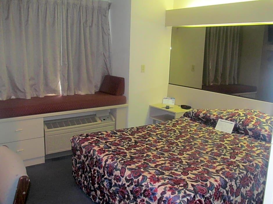 Microtel Inn by Wyndham Champaign